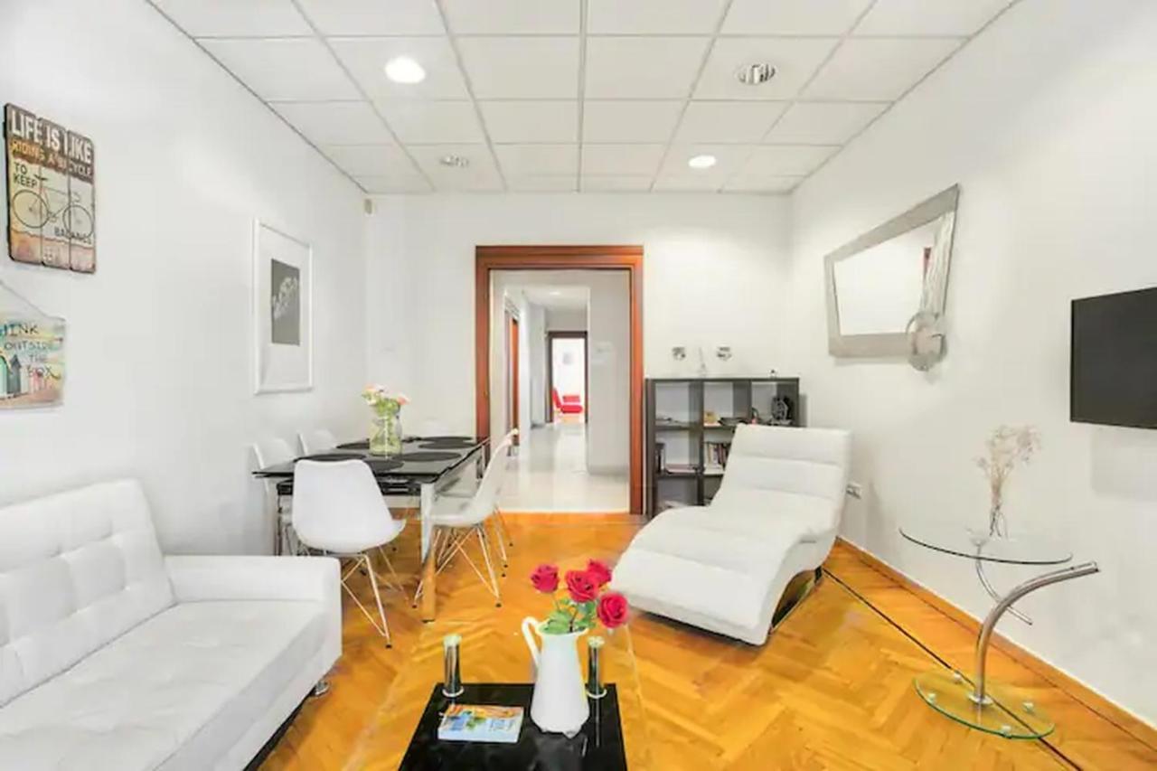 Апартаменты 4Bdr Amazing Spacious Full Apt In Plaka Афины Экстерьер фото